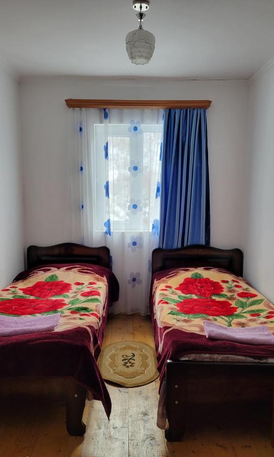 Guest House Data Ushguli Exterior photo